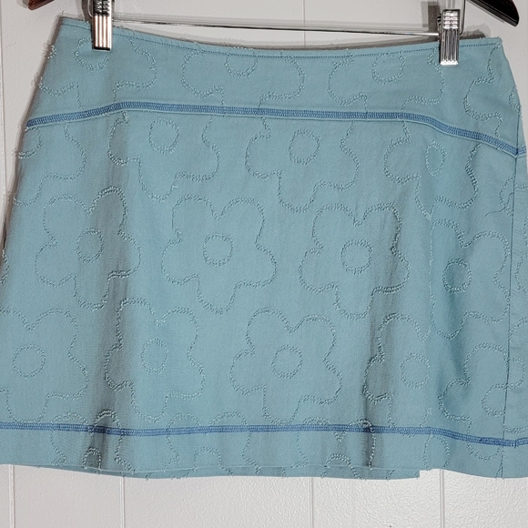 4/$25 Urban Outfitters Sunny Blue Flower Embroidered Mini Skirt Large - Picture 3 of 7